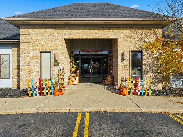 06_101_Sully_s_Trail_bldg_30_Pittsford_NY_14534_USA-Exterior-_DSC9000