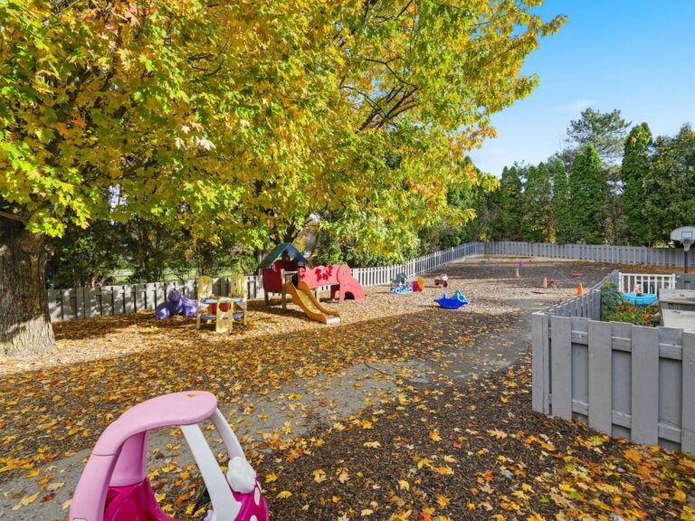 13_101_Sully_s_Trail_bldg_30_Pittsford_NY_14534_USA-Exterior-_DSC9036